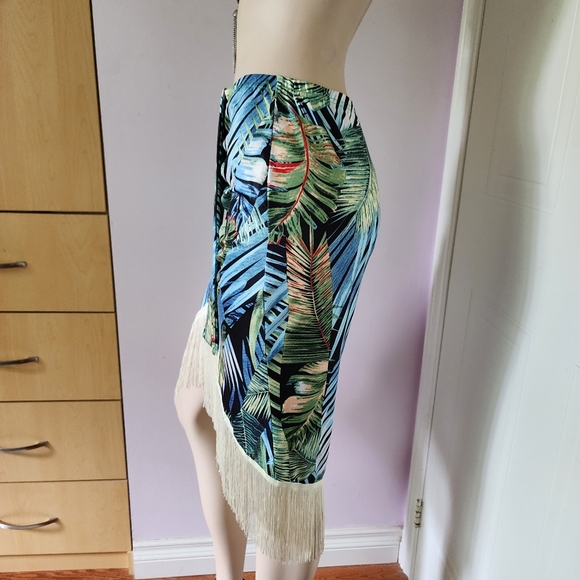 Fringe Floral Print Skirt - Picture 5 of 6